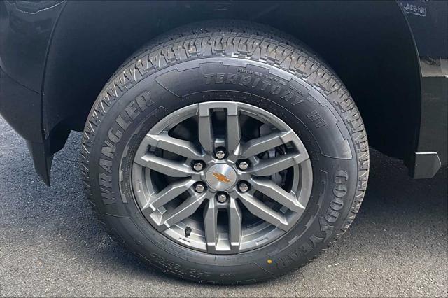 new 2025 Chevrolet Colorado car, priced at $43,105