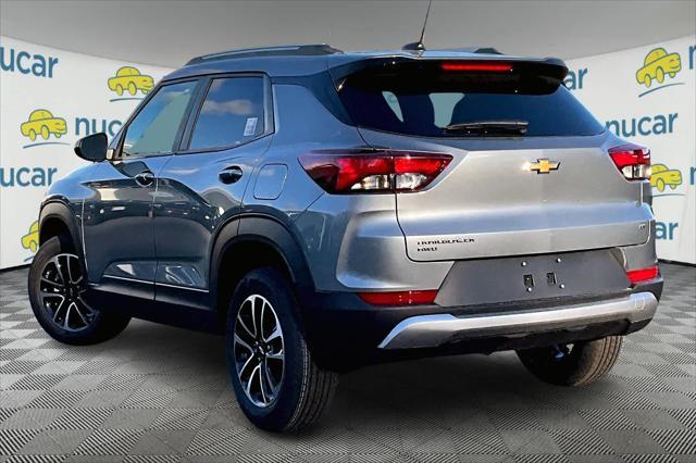 new 2025 Chevrolet TrailBlazer car, priced at $27,095