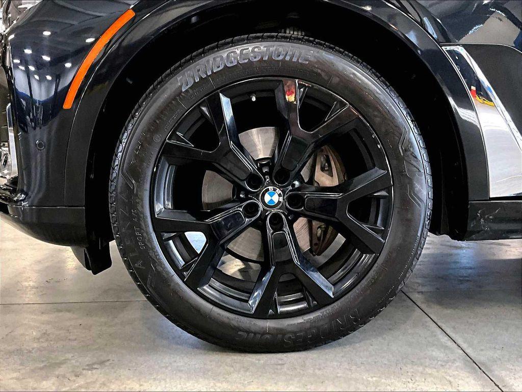 used 2021 BMW X7 car, priced at $38,475