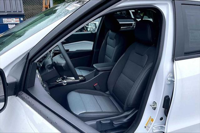 new 2025 Chevrolet Trax car, priced at $25,735
