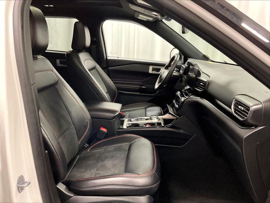 used 2023 Ford Explorer car, priced at $38,900