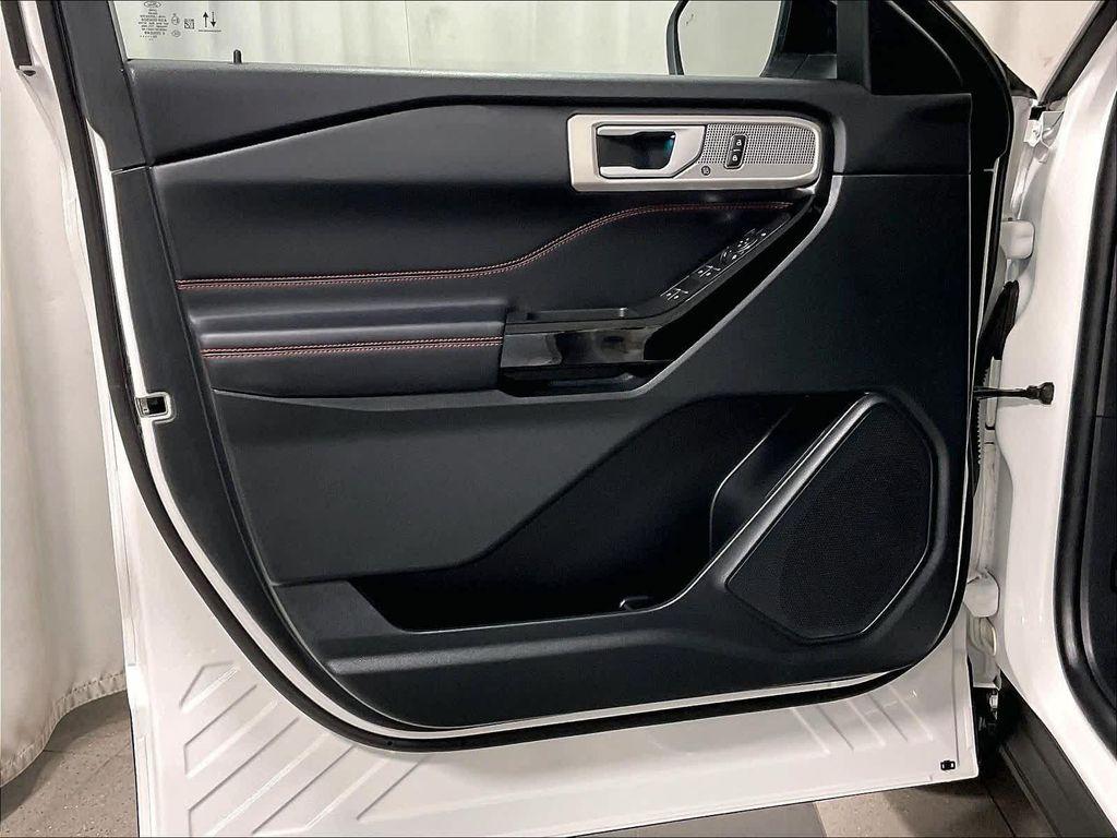 used 2023 Ford Explorer car, priced at $38,900