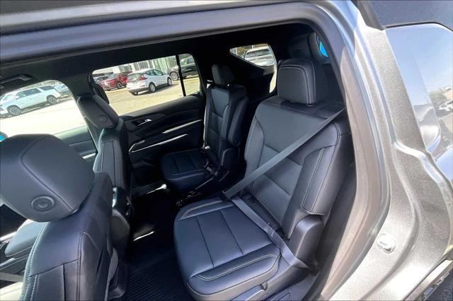 new 2025 Chevrolet Traverse car, priced at $45,945