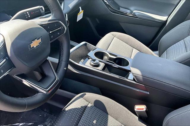 new 2026 Chevrolet Equinox car, priced at $31,290