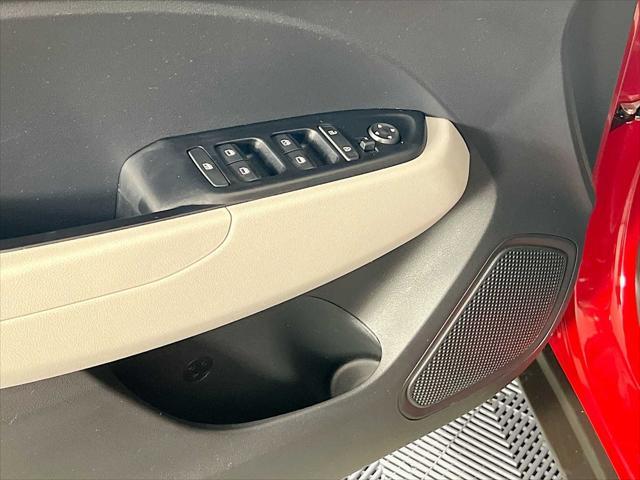 used 2022 Hyundai Venue car, priced at $18,491