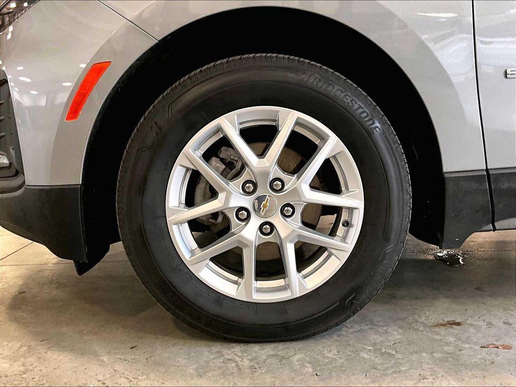 used 2024 Chevrolet Equinox car, priced at $22,400
