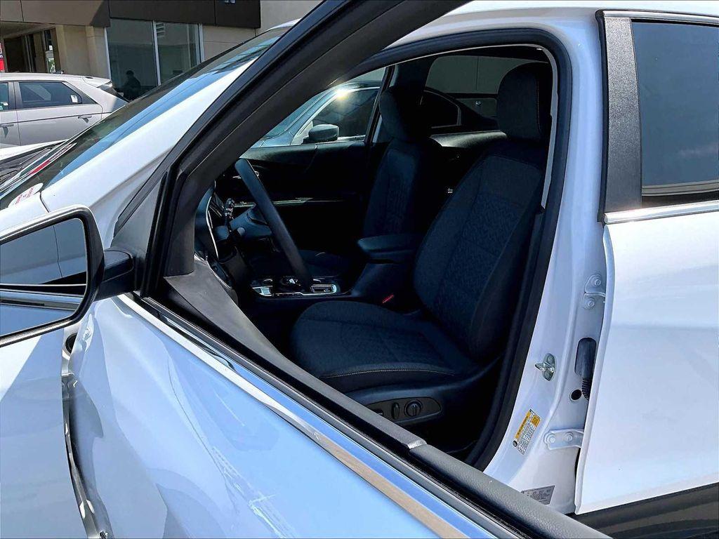 used 2023 Chevrolet Equinox car, priced at $22,500