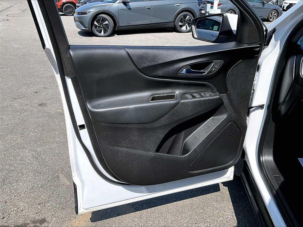 used 2023 Chevrolet Equinox car, priced at $22,500