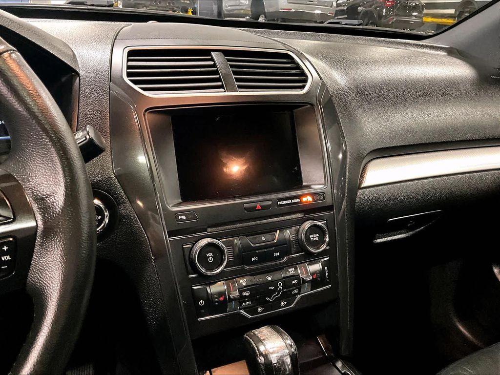 used 2017 Ford Explorer car