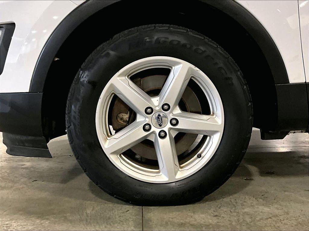 used 2017 Ford Explorer car