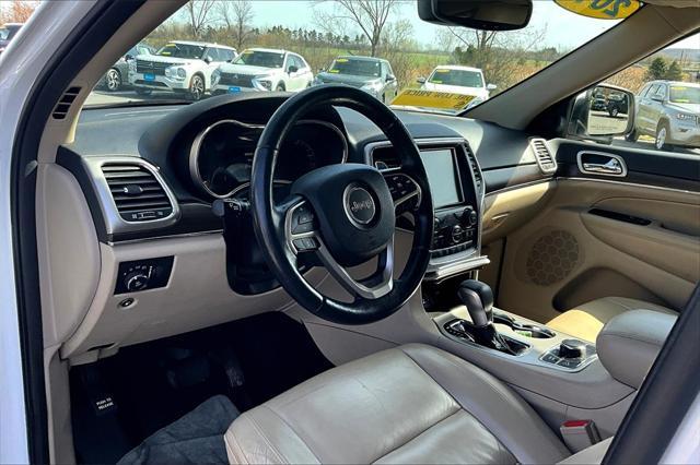 used 2017 Jeep Grand Cherokee car, priced at $13,806