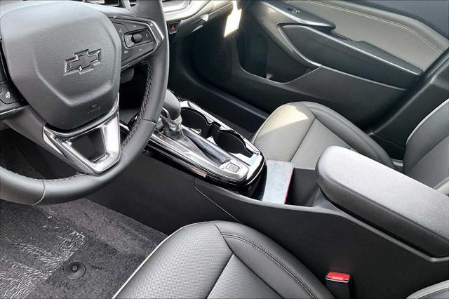 new 2025 Chevrolet Trax car, priced at $27,835