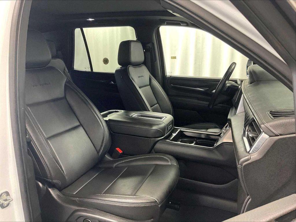 used 2022 GMC Yukon car