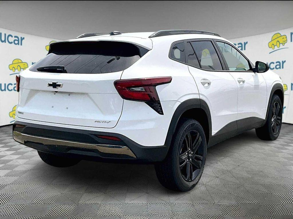 new 2025 Chevrolet Trax car, priced at $26,205