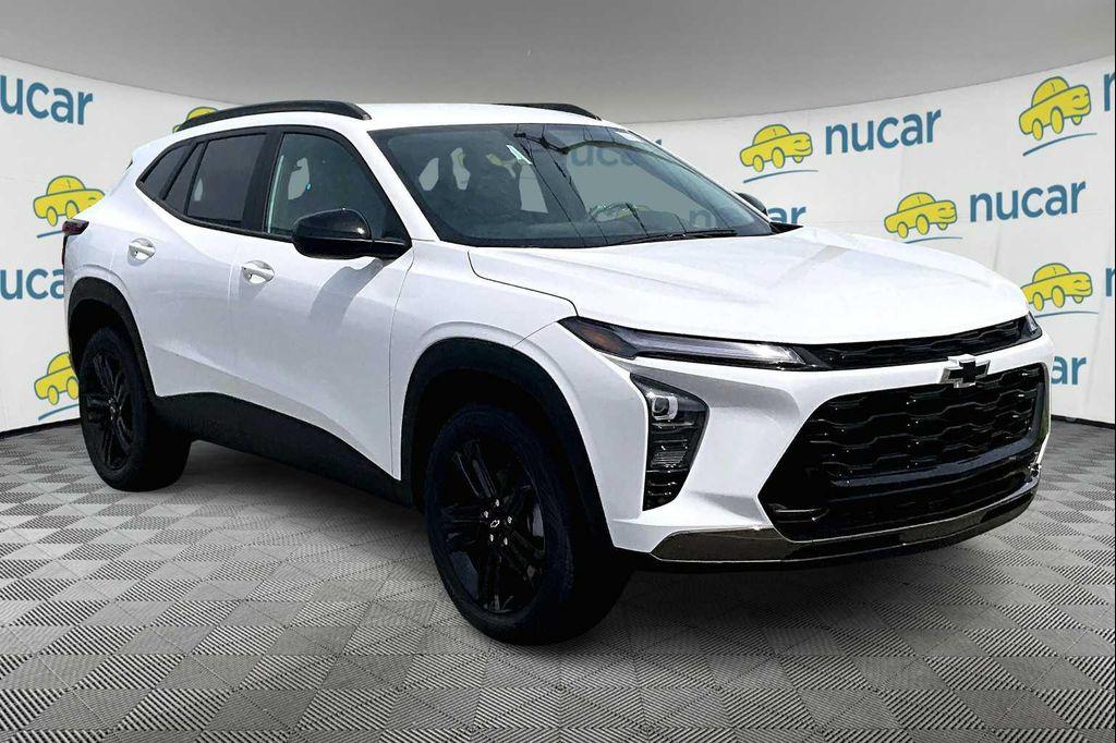 new 2025 Chevrolet Trax car, priced at $26,955