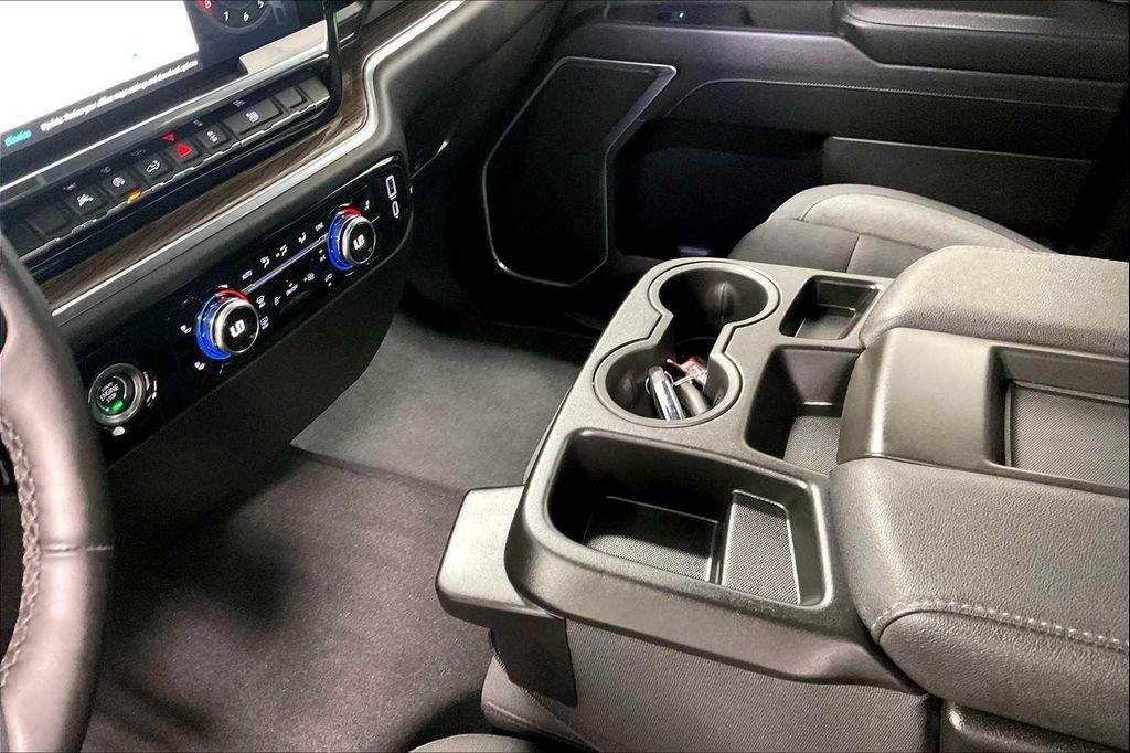 used 2024 GMC Sierra 1500 car, priced at $46,900