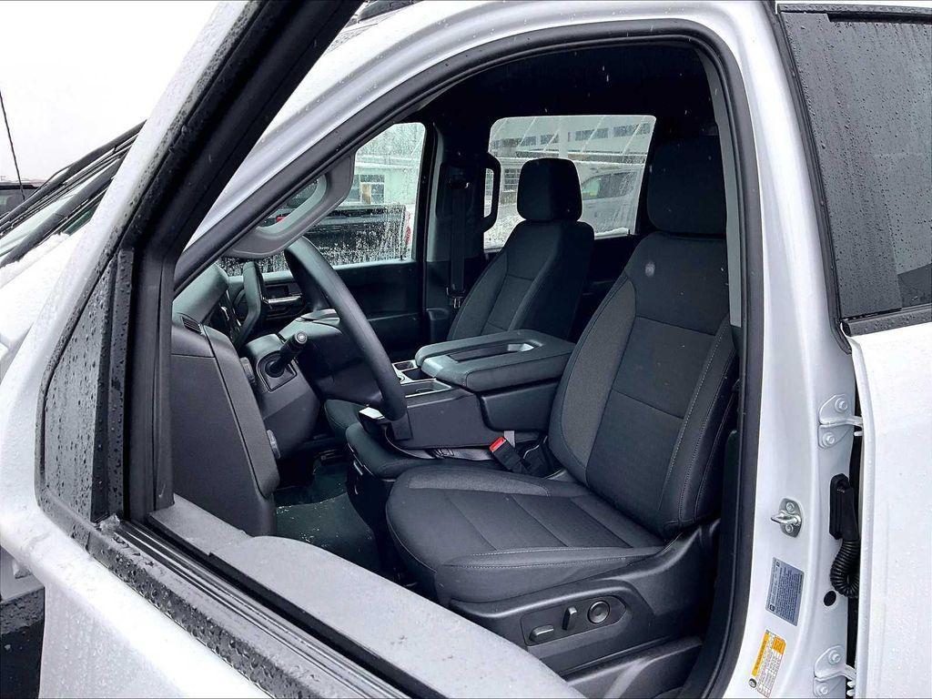 new 2025 Chevrolet Silverado 2500 car, priced at $64,250