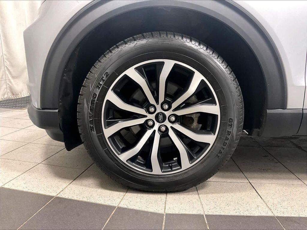 used 2022 Ford Explorer car