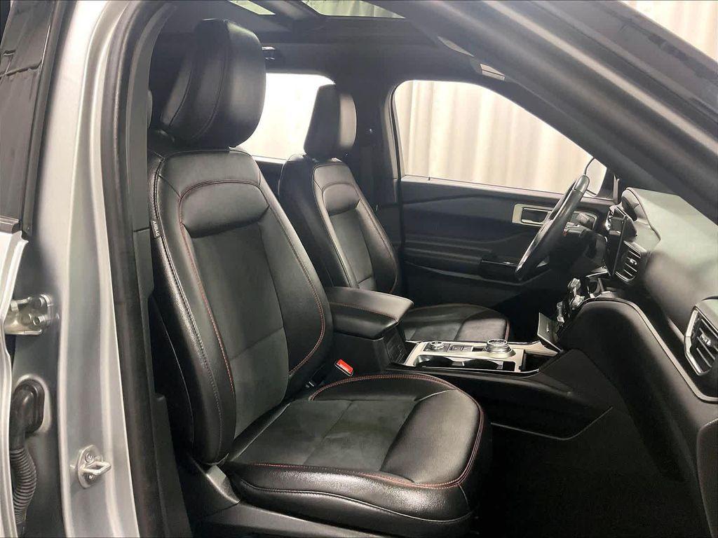 used 2022 Ford Explorer car