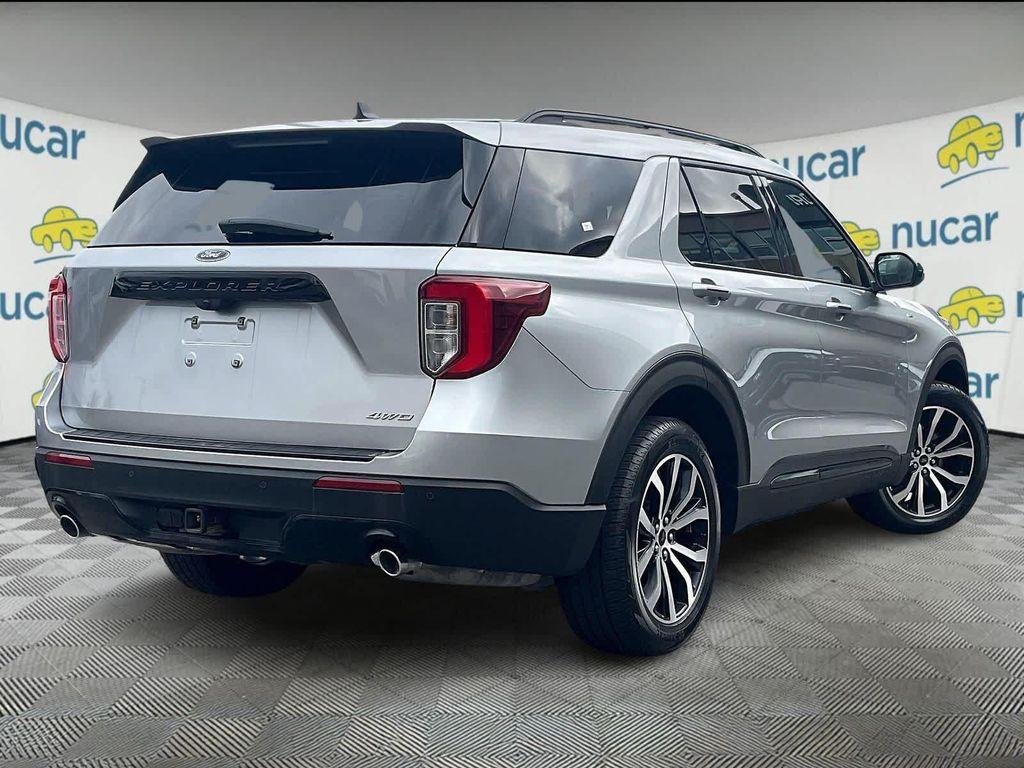 used 2022 Ford Explorer car