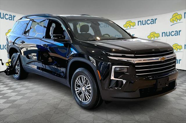 new 2025 Chevrolet Traverse car, priced at $41,095