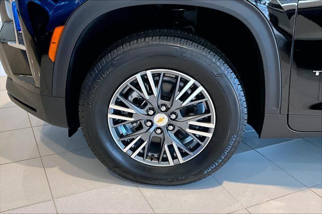 new 2025 Chevrolet Traverse car, priced at $41,095