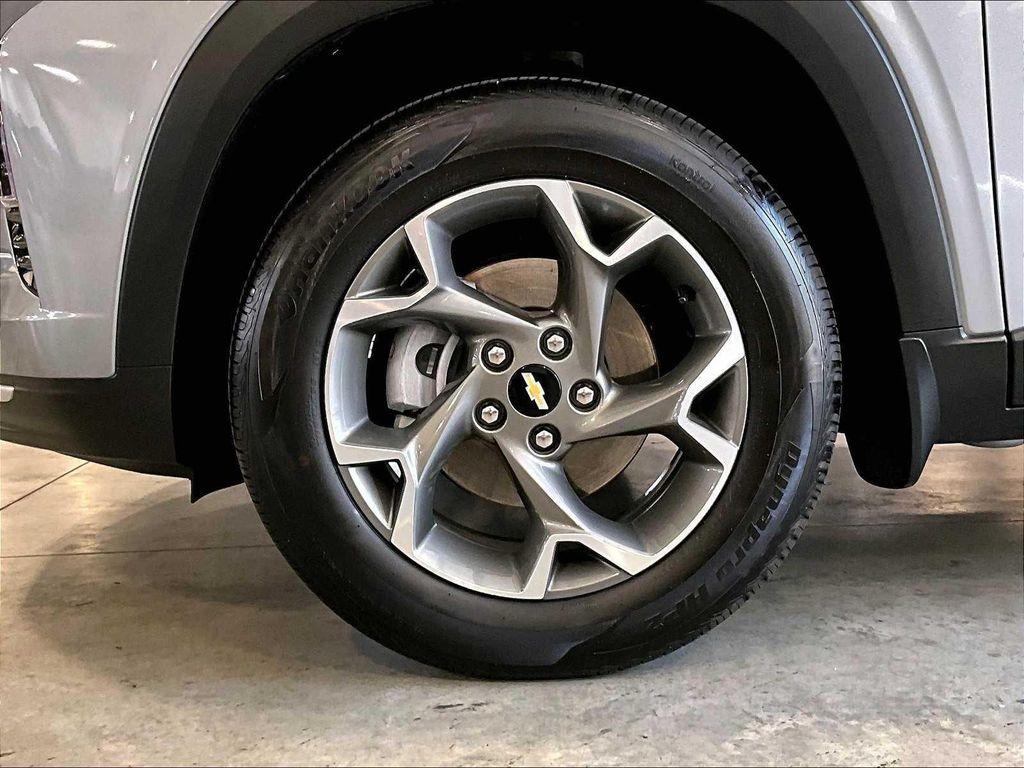 used 2025 Chevrolet Trax car, priced at $23,500