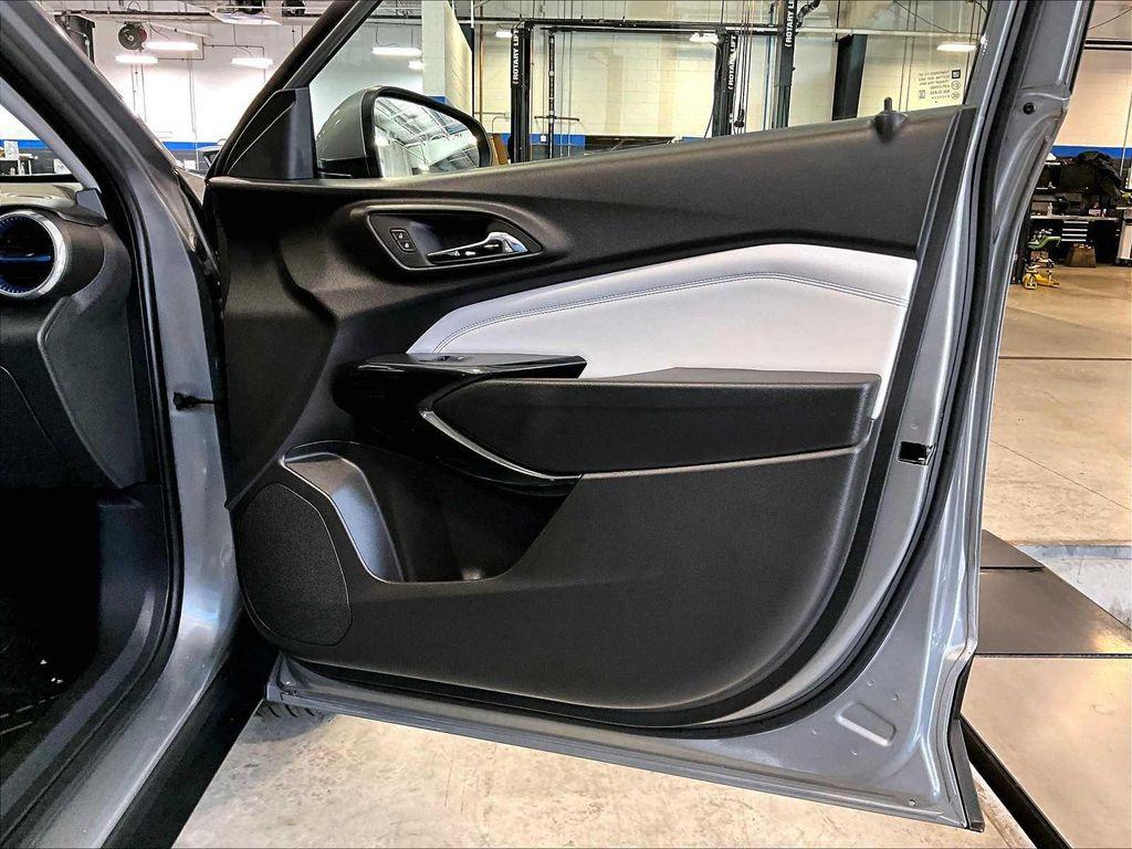 used 2025 Chevrolet Trax car, priced at $23,500