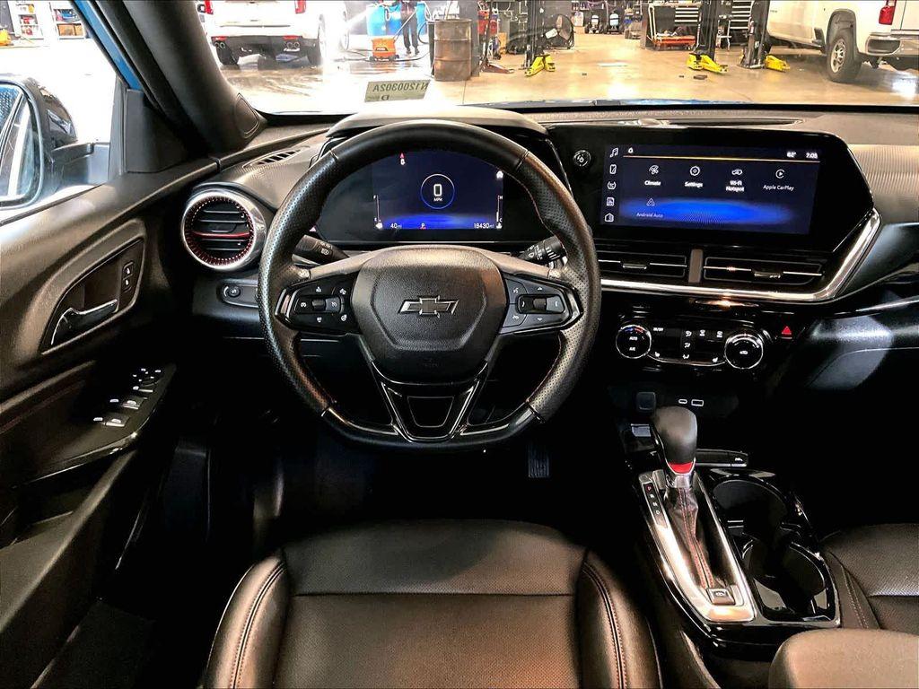 used 2025 Chevrolet Trax car, priced at $23,900