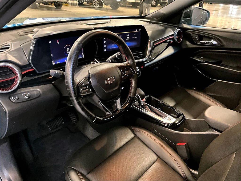 used 2025 Chevrolet Trax car, priced at $23,900