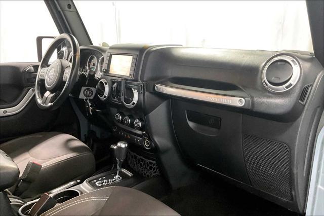used 2015 Jeep Wrangler Unlimited car, priced at $18,900