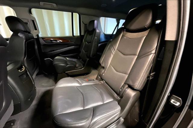 used 2020 Cadillac Escalade ESV car, priced at $35,900