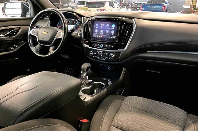 used 2022 Chevrolet Traverse car, priced at $27,900
