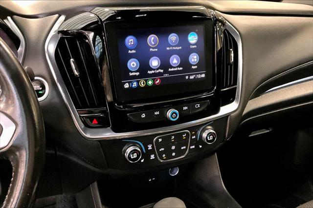 used 2022 Chevrolet Traverse car, priced at $27,900