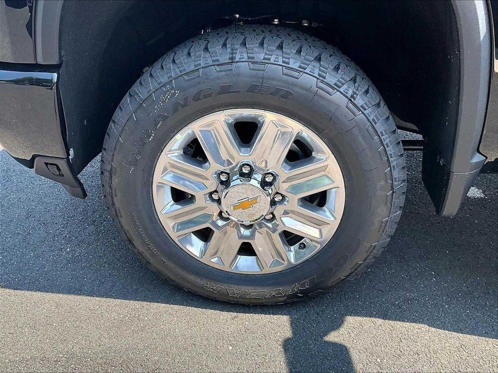 new 2025 Chevrolet Silverado 2500 car, priced at $83,120