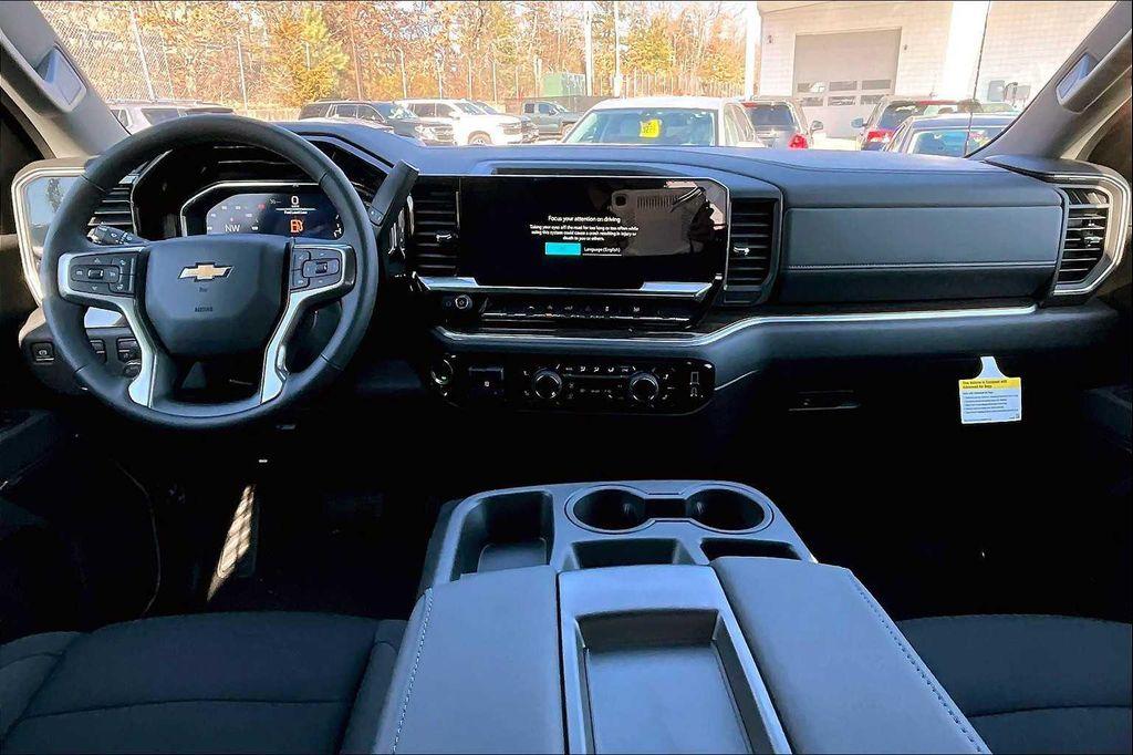 new 2025 Chevrolet Silverado 1500 car, priced at $45,645