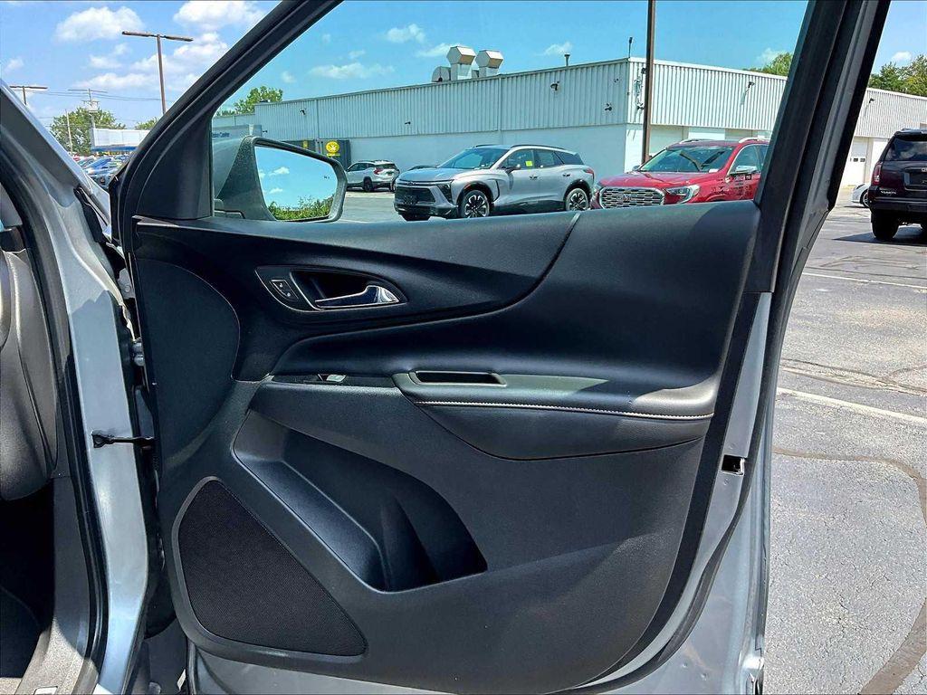 used 2023 Chevrolet Equinox car, priced at $21,700