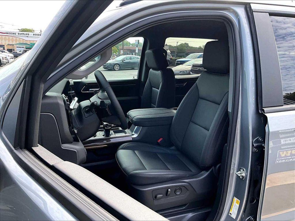 new 2025 Chevrolet Silverado 1500 car, priced at $60,655