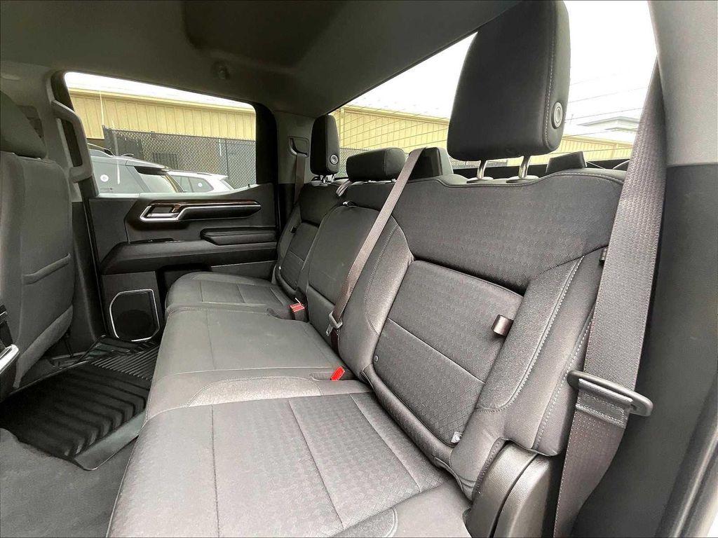 used 2022 GMC Sierra 1500 car, priced at $43,900