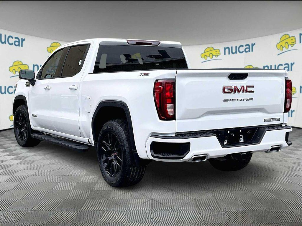 used 2022 GMC Sierra 1500 car, priced at $43,900