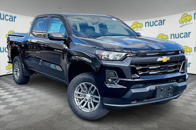 new 2024 Chevrolet Colorado car, priced at $40,415