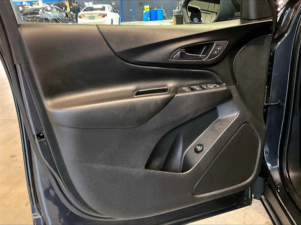 used 2022 Chevrolet Equinox car