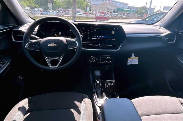 new 2026 Chevrolet TrailBlazer car, priced at $30,525