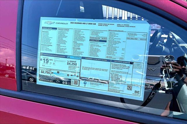 new 2025 Chevrolet Colorado car, priced at $43,615