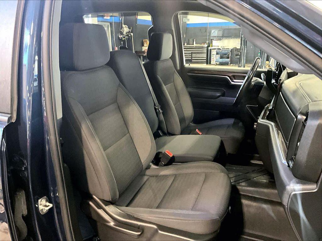 used 2022 Chevrolet Silverado 1500 car, priced at $39,900