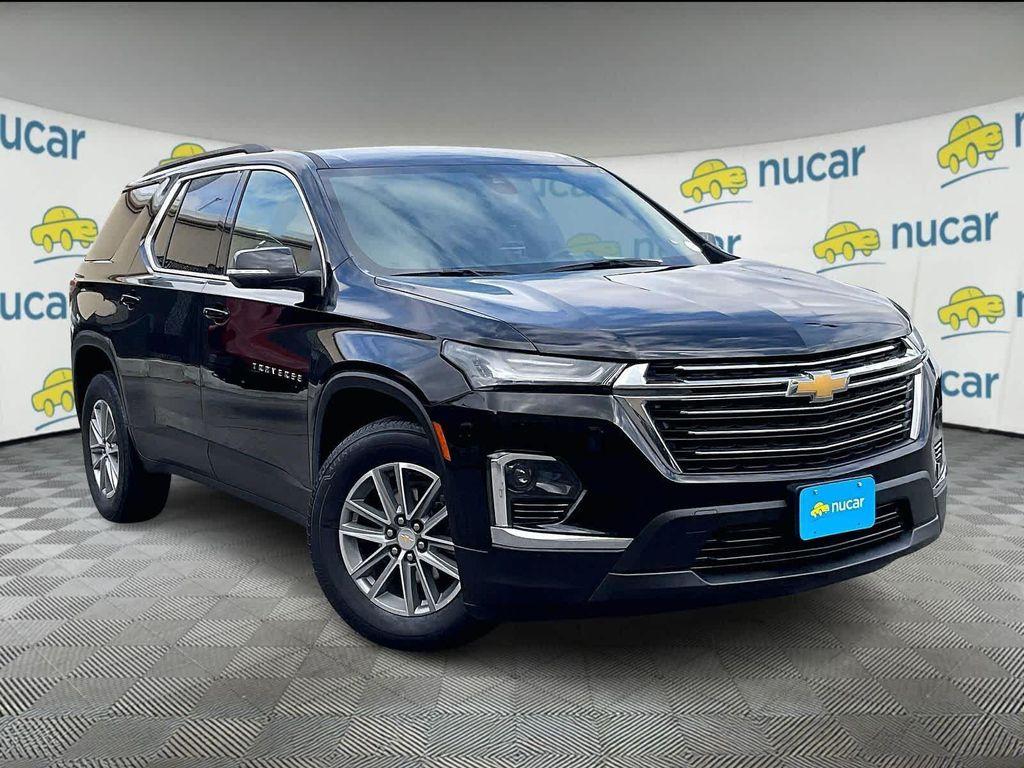 used 2023 Chevrolet Traverse car, priced at $30,488