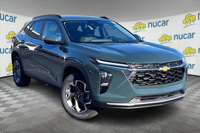 new 2025 Chevrolet Trax car, priced at $23,940