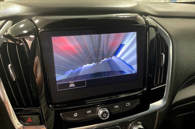 used 2022 Chevrolet Traverse car, priced at $30,800