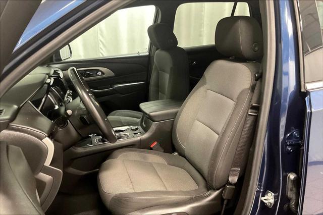 used 2022 Chevrolet Traverse car, priced at $30,800