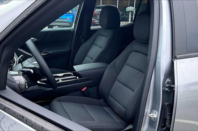new 2026 Chevrolet Equinox car, priced at $31,385